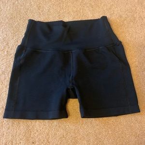 Alphalete R6 Shorts